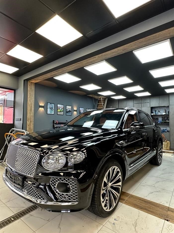 тонировка автомобиля bentley в Москве