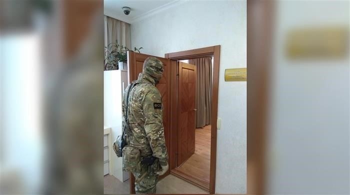 Правоохранительные органы проверяют информацию о злоупотреблении властью, сообщения СМИ