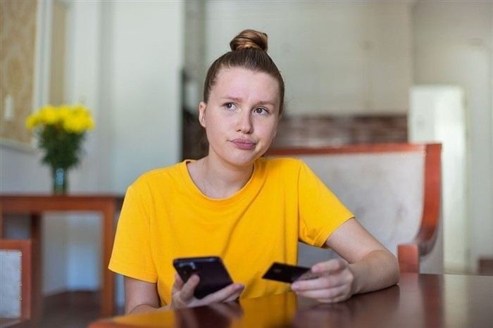 Как узнать, что счет арестовали: проверка ареста через банк и ФССП