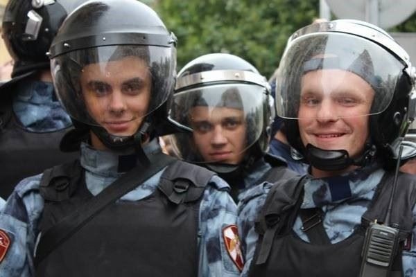 Как отмечается праздник ОМОНа в 2026, 2027, 2028 годах