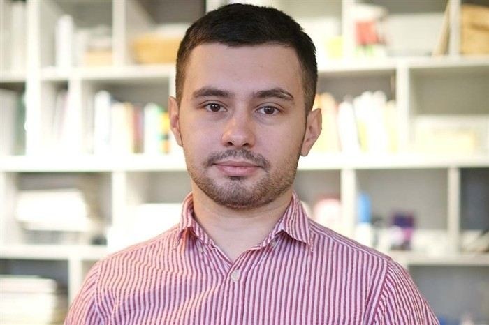 Вот предложенный план для информационной статьи с 8 заголовками