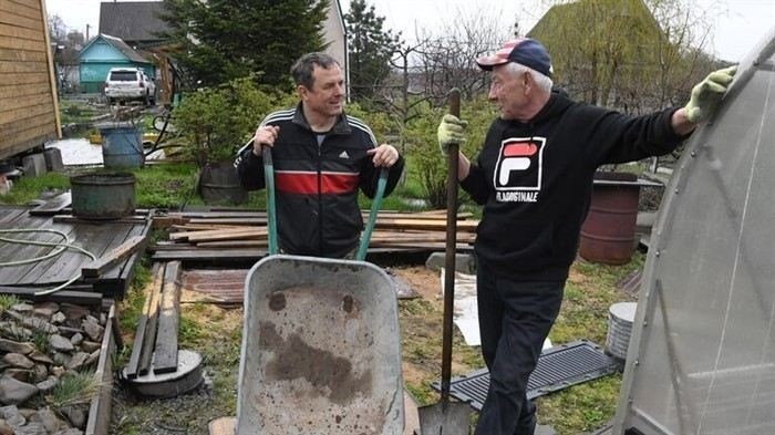 Ошибка 9: Построить дорожки без цели