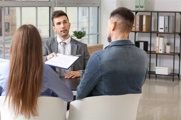 Процедура рассмотрения иска при согласии и несогласии второго супруга