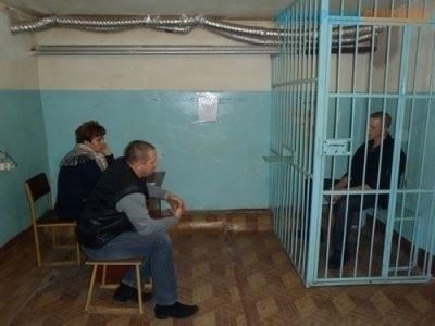 Сколько посещений в месяц может иметь заключенный в следственном изоляторе?